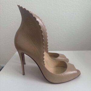 Pijonina Scalloped 100mm Red Sole Pump Nude - 38 (7/7.5)